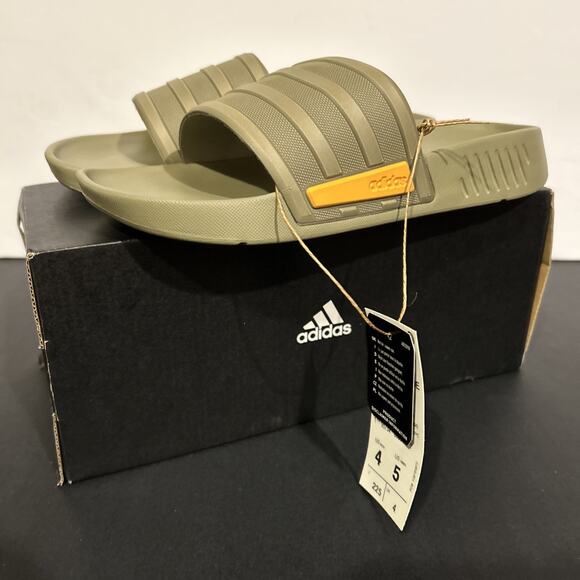 Adidas Unisex-Adult Racer Tr Slide Sandal Orbit Green Size 4M 5W NEW IN BOX